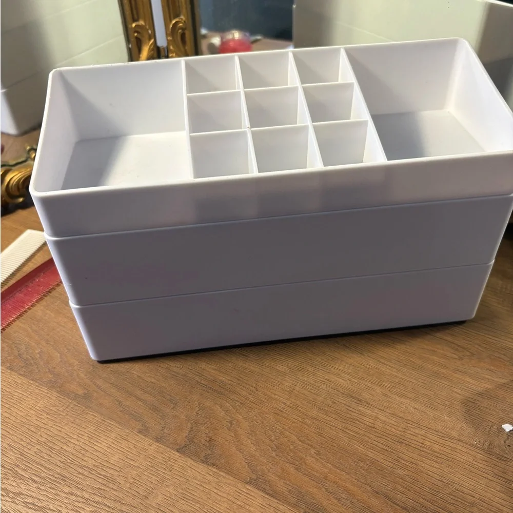 Target White Makeup Organizer